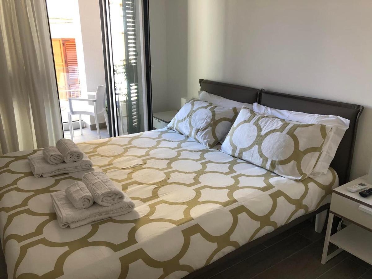 Farau B&B Messina Bagian luar foto