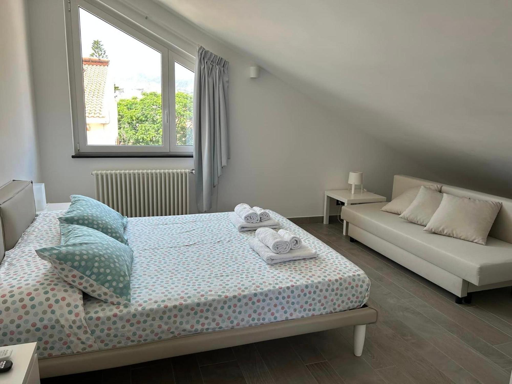 Farau B&B Messina Bagian luar foto